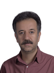 عکس کارشناس